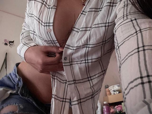 AnnaTorress - Live porn &amp; sex cam - 26508473