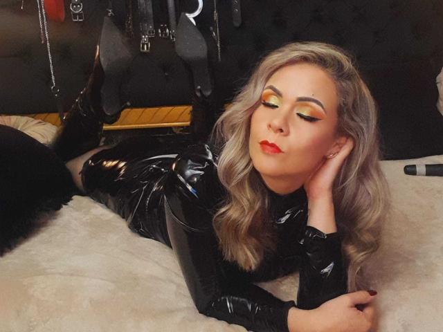 VictoriiaGray - Live porn &amp; sex cam - 26509233