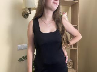 Nesie - Élő pornó és szexkamera - 26509565