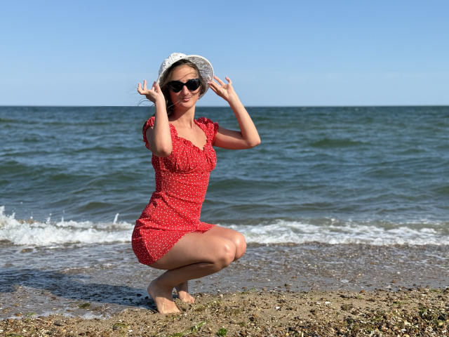 MichelleHotX69 - Live sex cam - 26513209