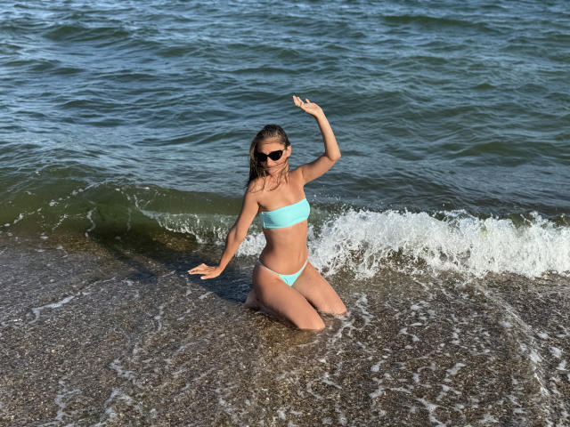 MichelleHotX69 - Live Sex Cam - 26513849