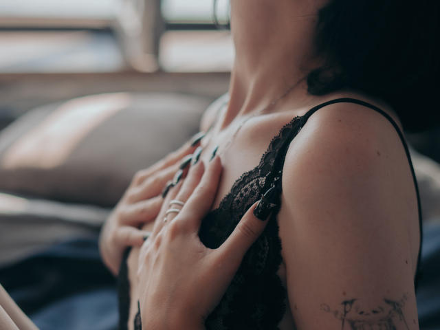 HollyVex - Live Sex Cam - 26514425