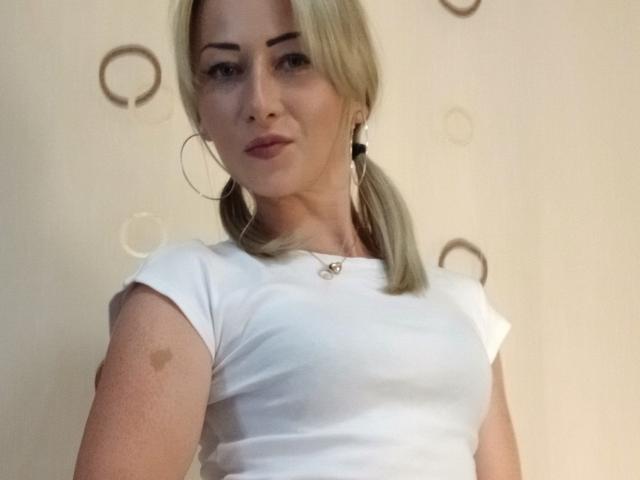 LeilahotX - Live porn &amp; sex cam - 26515469