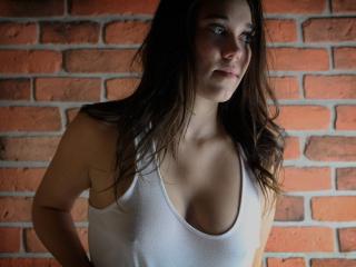 DouceSophie - Live sex cam - 2651579