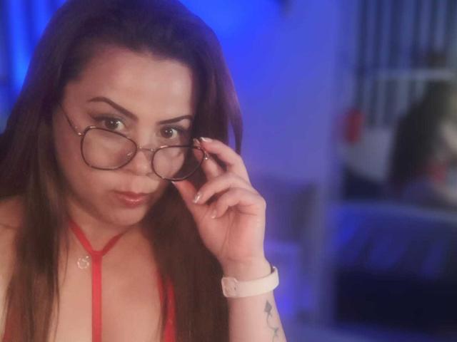AstridBayon - Live sex cam - 26523713