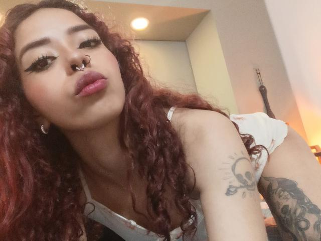 AteneaGrey - Live sex cam - 26525070
