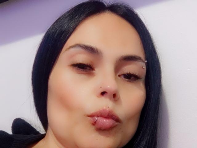 CharlotteCrofort - Live porn &amp; sex cam - 26526536
