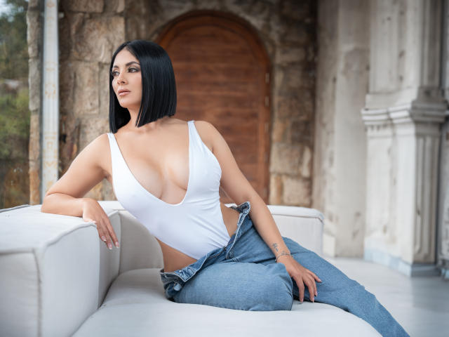 MaddieDemie - Live Sex Cam - 26527940