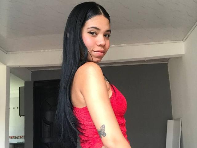 EmaGarces - Live sex cam - 26528580