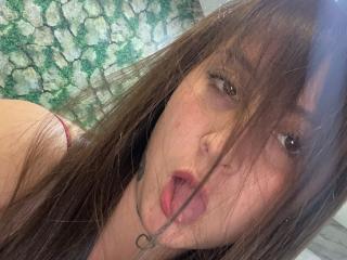 EvaDaMore - Live Sex Cam - 26539916