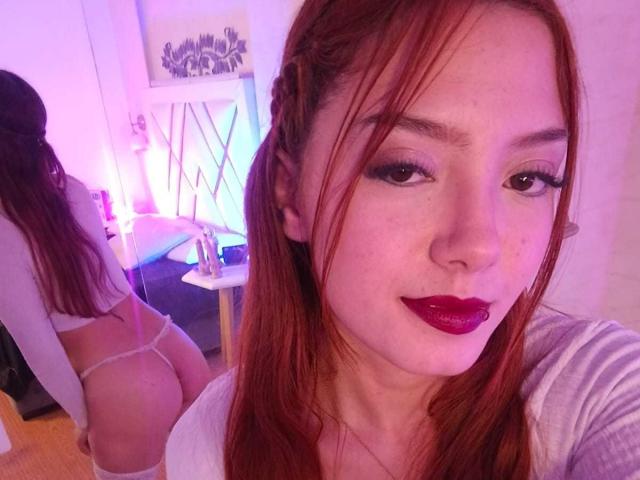 EmmaThomsonn - Live sex cam - 26542736