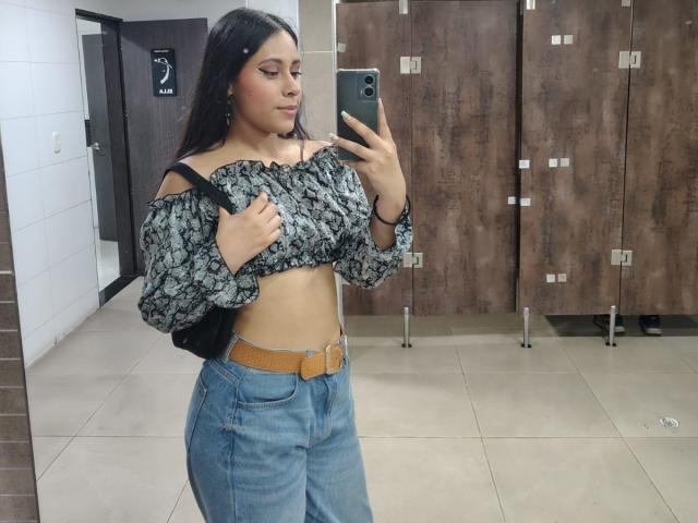 MarilynHills - Live sexe cam - 26543856