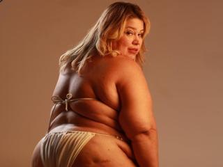 AllegraFeragamo - Live sex cam - 26544552