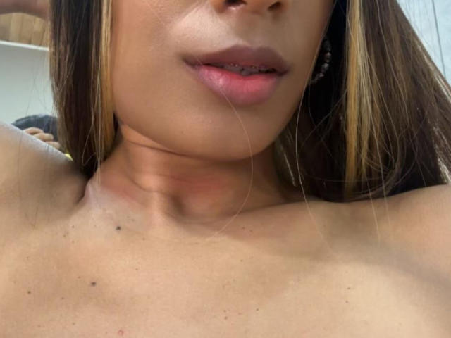 NatashaLewis - Live sex cam - 26545872