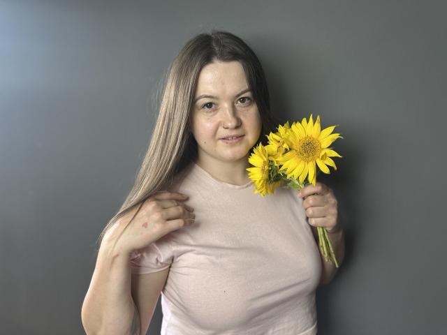 MavkaCute - Live Sex Cam - 26548256