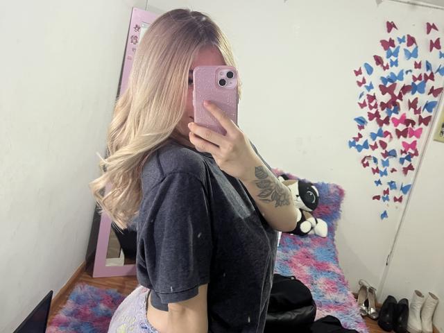 SammyViolet - Live sex cam - 26551880