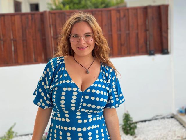 SophieShy-hot - Live sex cam - 26552846