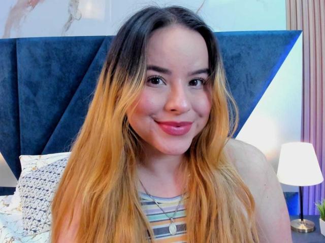 AshleyCampbell - Live porn &amp; sex cam - 26559022