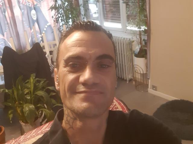KevinLatrique - Live porn &amp; sex cam - 26560766