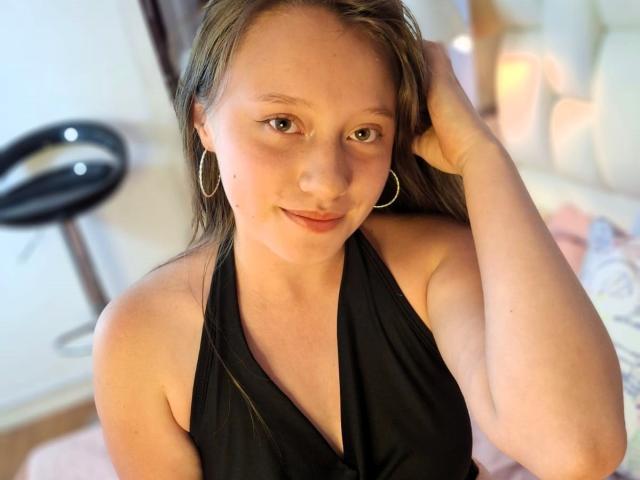 LilouMoretti - Sexe cam en vivo - 26563190