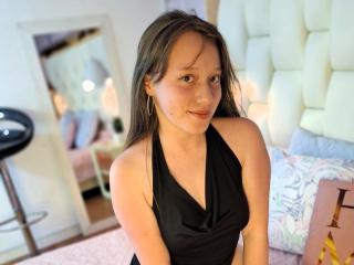 LilouMoretti - Live porn &amp; sex cam - 26563194