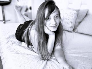 LilouMoretti - Live porn &amp; sex cam - 26563202