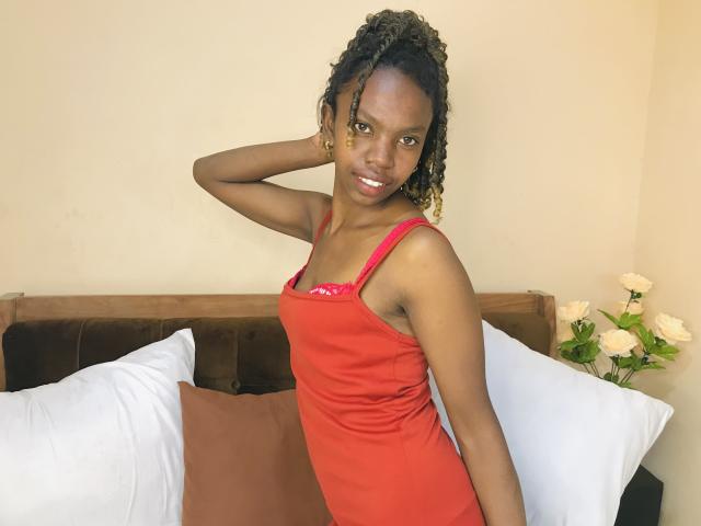 ElianeJolie - Live porno og sexkamera - 26563634