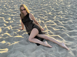 MichelleHotX69 - Live sex cam - 26564738