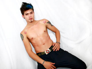 KenWill - Live Sex Cam - 2656580