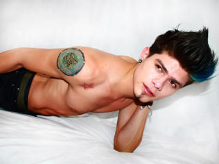 KenWill - Chat cam hot with this brown hair Homosexuals 