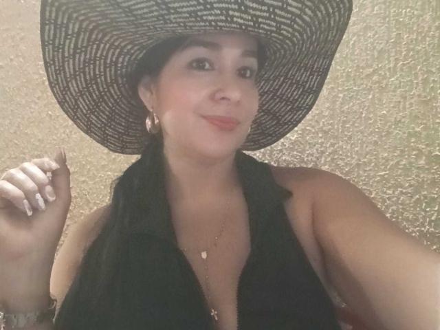 TamaraFoxy - Live porn &amp; sex cam - 26569714