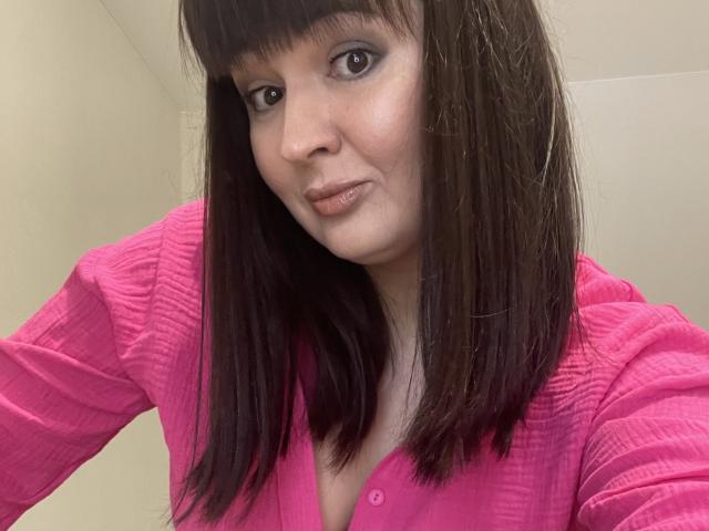AlinaMilf - Live porn &amp; sex cam - 26570222