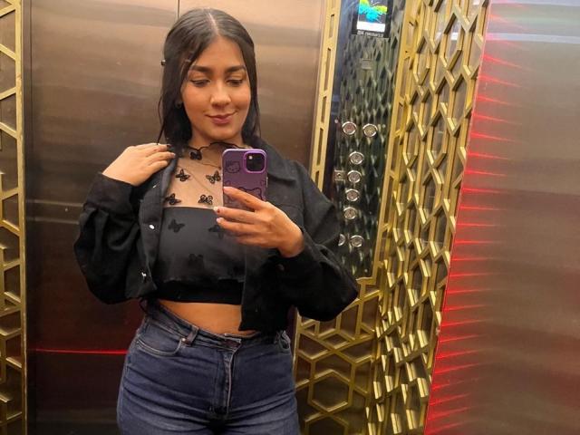 KarolReyes - Live porn &amp; sex cam - 26570878