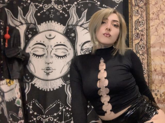 AliceCalloway - Live porn &amp; sex cam - 26571270