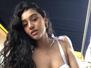 ValentinaCruz69 - Sexe cam en vivo - 26573310