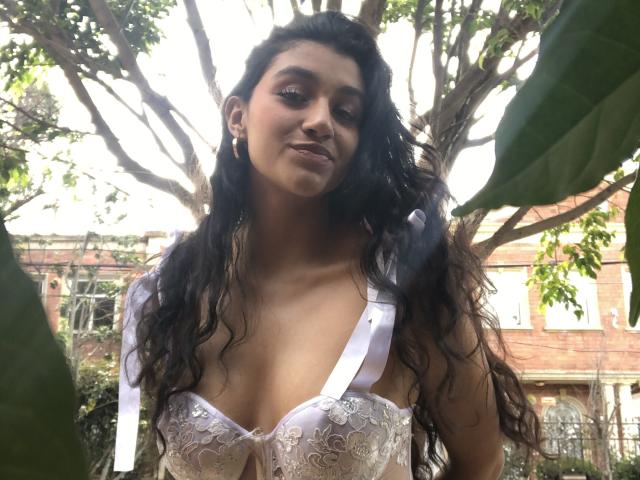 ValentinaCruz69 - Sexe cam en vivo - 26573334