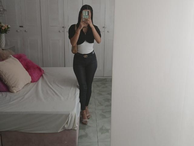 CatalinaAcostaOne - Live porno og sexkamera - 26577074