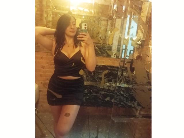 ZaraBeicker - Live sex cam - 26581090