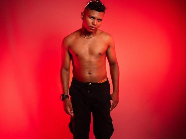 MarieAndChris - Live sexe cam - 26583954