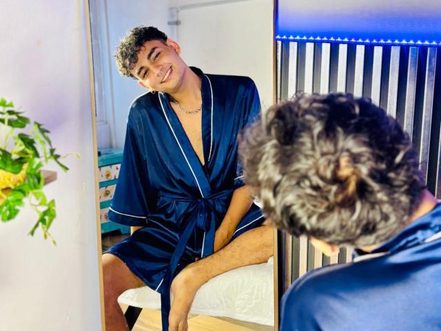 ValentinPeach - Live sex cam - 26587738