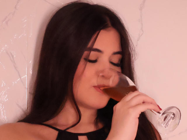 CamilaSofiia - Live sex cam - 26589650