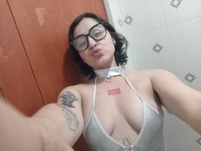 MissTat - Live sex cam - 26590442