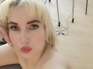 GiuliaAddams - Live sex cam - 26595454
