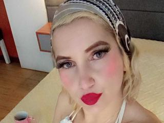 GiuliaAddams - Live sex cam - 26595458