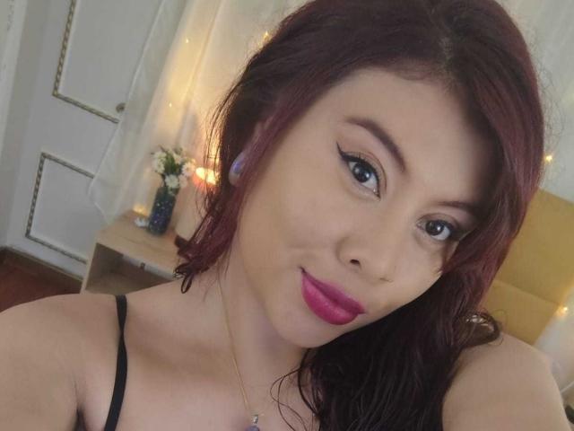 NoemiThornee - Live sex cam - 26596366