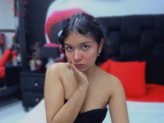 JuliaBennett - Live porn &amp; sex cam - 26596462