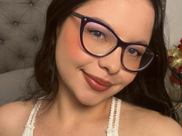 SapphiraLux - Live porn &amp; sex cam - 26599726