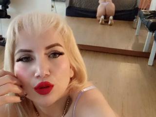 GiuliaAddams - Live sex cam - 26610242