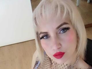 GiuliaAddams - Live sex cam - 26610250