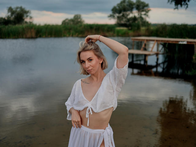 VasilisaSexy - Live porn &amp; sex cam - 26610394